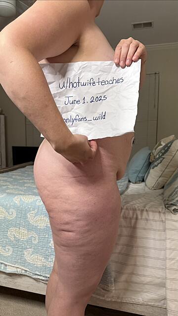 Amateur Ass Big Ass MILF NSFW OnlyFans Solo Porn image by wifeywinks