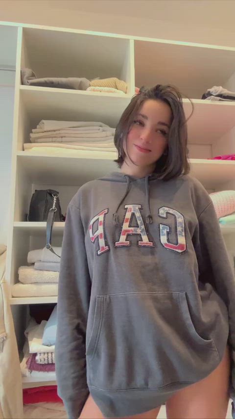 Horny Mexican girl loves to have her naked body looked at