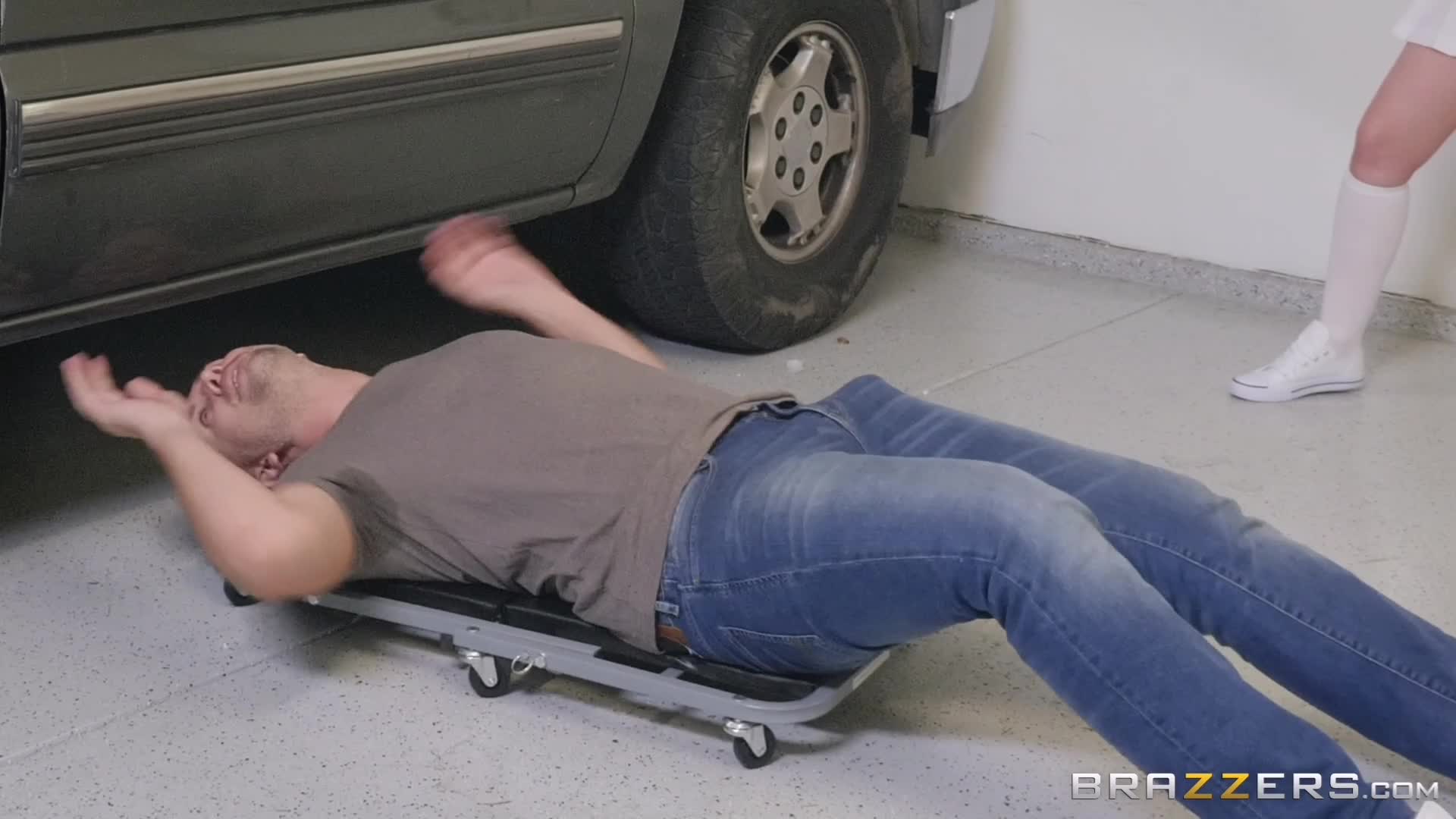 Ella Hughes - Car Tips