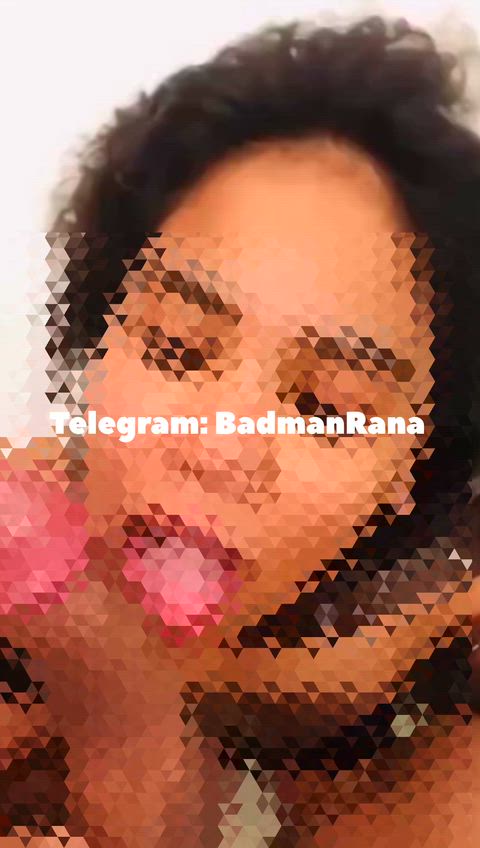 Another baddie tasted the lollipop.