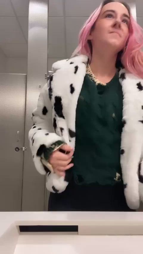 Valentine's Greetings from the Beloved Office Vixen 😉
