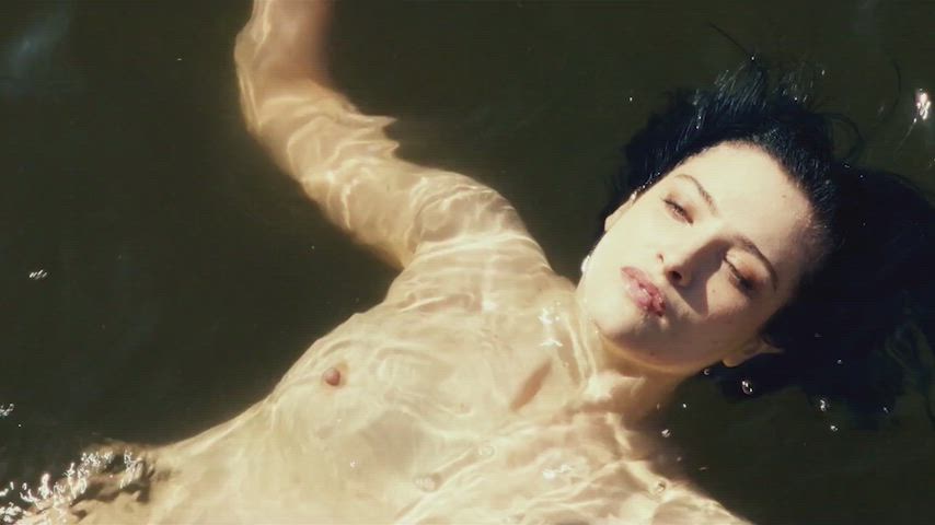 Lera Abova | Honey Don't! (2025)