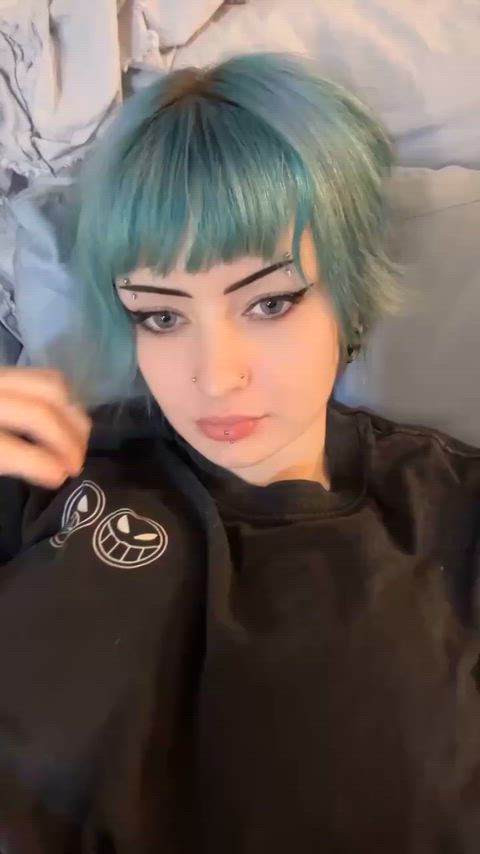 You wouldn't last through no nut November if we were roommates