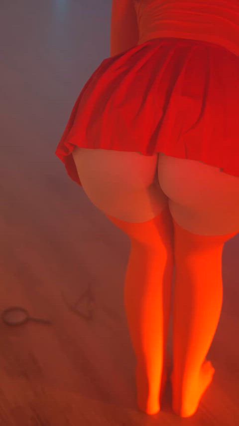 Velma isn't wearing any underwear