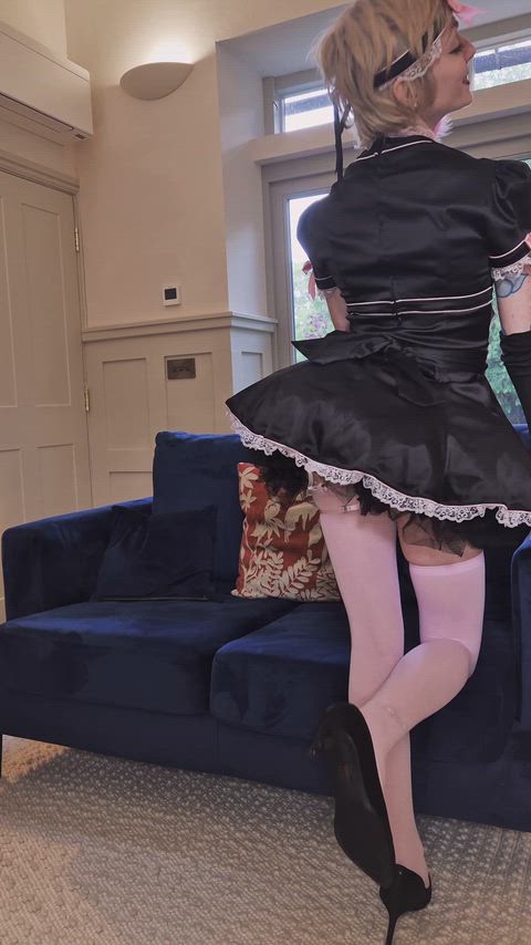 Can you see my knickers