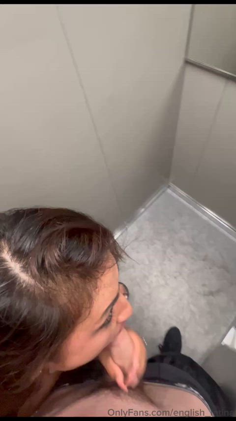 Teens are willing blow you anywhere