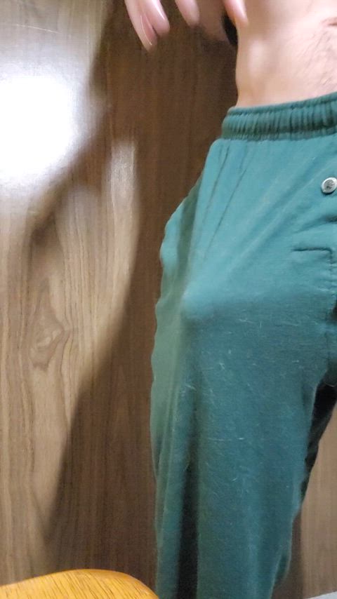 Simple lounge wear whip