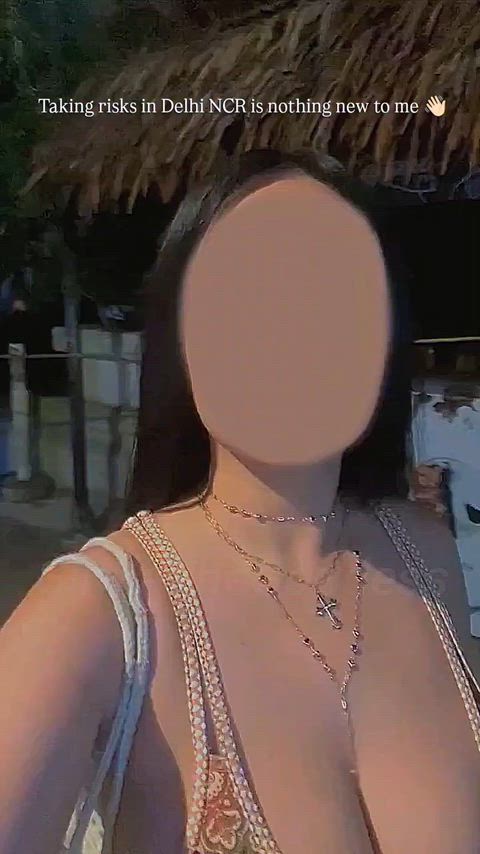 Delhi is not safe for women! meanwhile me 👠 looking hot > saftey , know your priorities