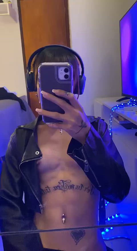 Could u handle it if ur girl turned out to be bigger than u