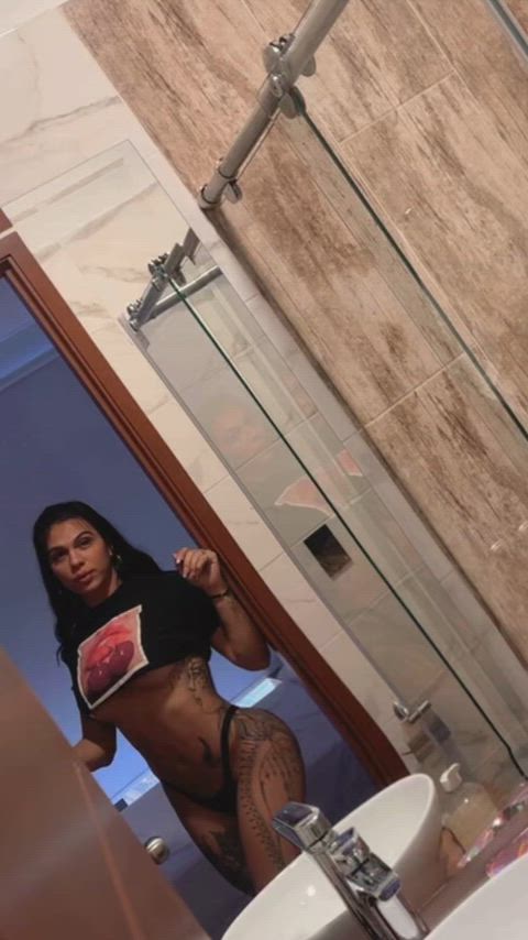 Blurred video preview