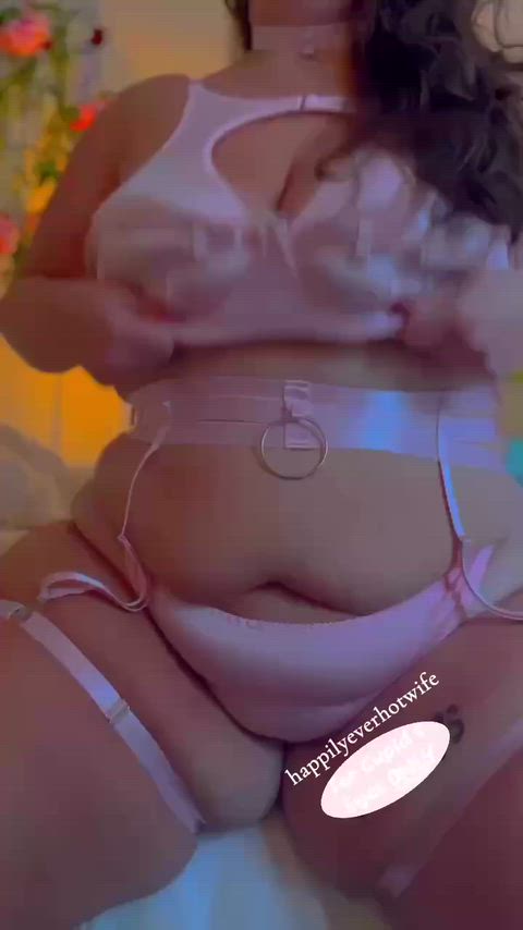 Just in case you forgot about me, let me refresh your memory