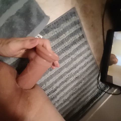 Now that my gf is gone I can watch as much porn as I want:3 age 19!