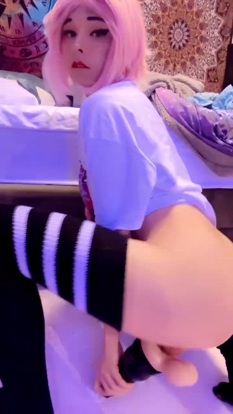 i wanna know how many redditors wanna fuck me