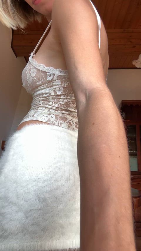 Tight skirt + a little secret
