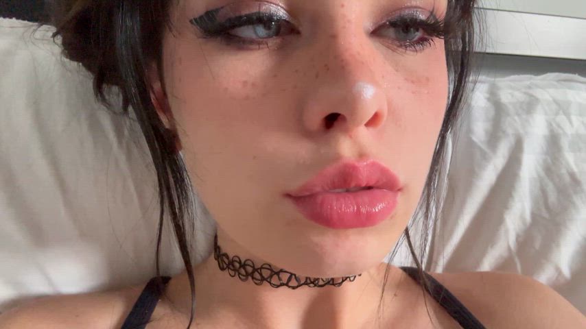 these teen hormones really have me horny all the time lol <3