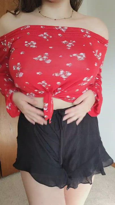 18 Years Old Amateur Big Tits Body Bouncing Tits College Natural Submissive Teen Titty Drop Porn GIF by lamsinka89