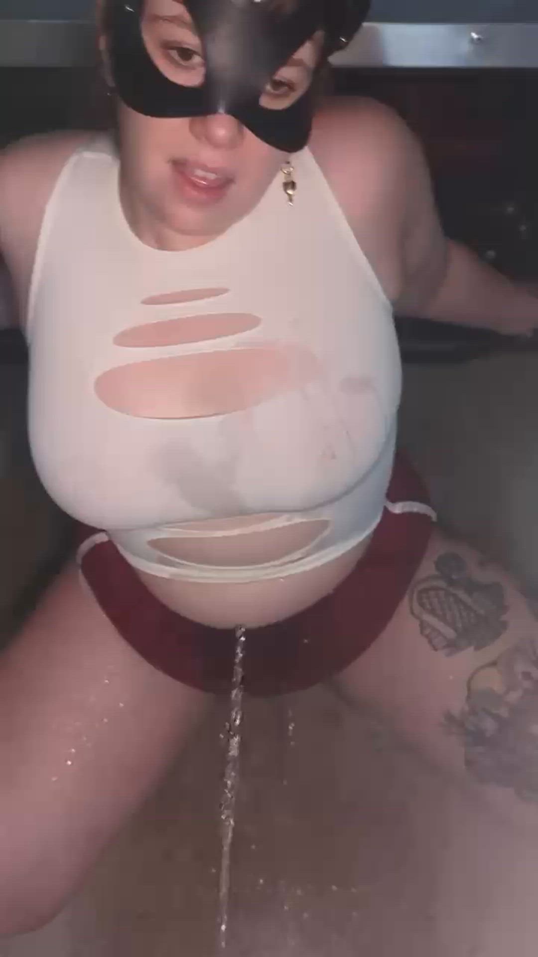 BBW, Kinky, Pee, Peeing, Piss, Pissing