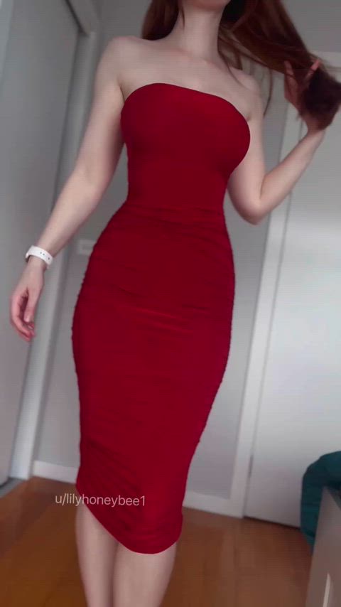 If the dress turned heads, imagine what happens when it comes off