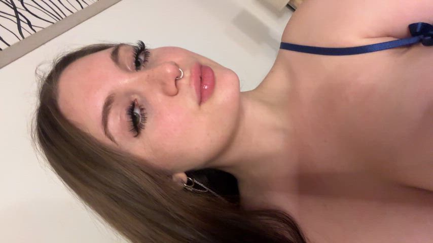 I need someone to bury their face in my tits