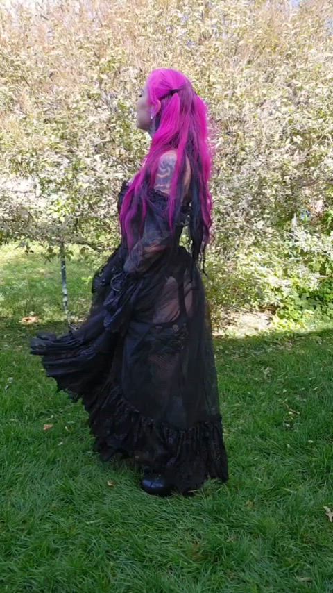 Getting fucked by a Ring Wraith with a golden sheath