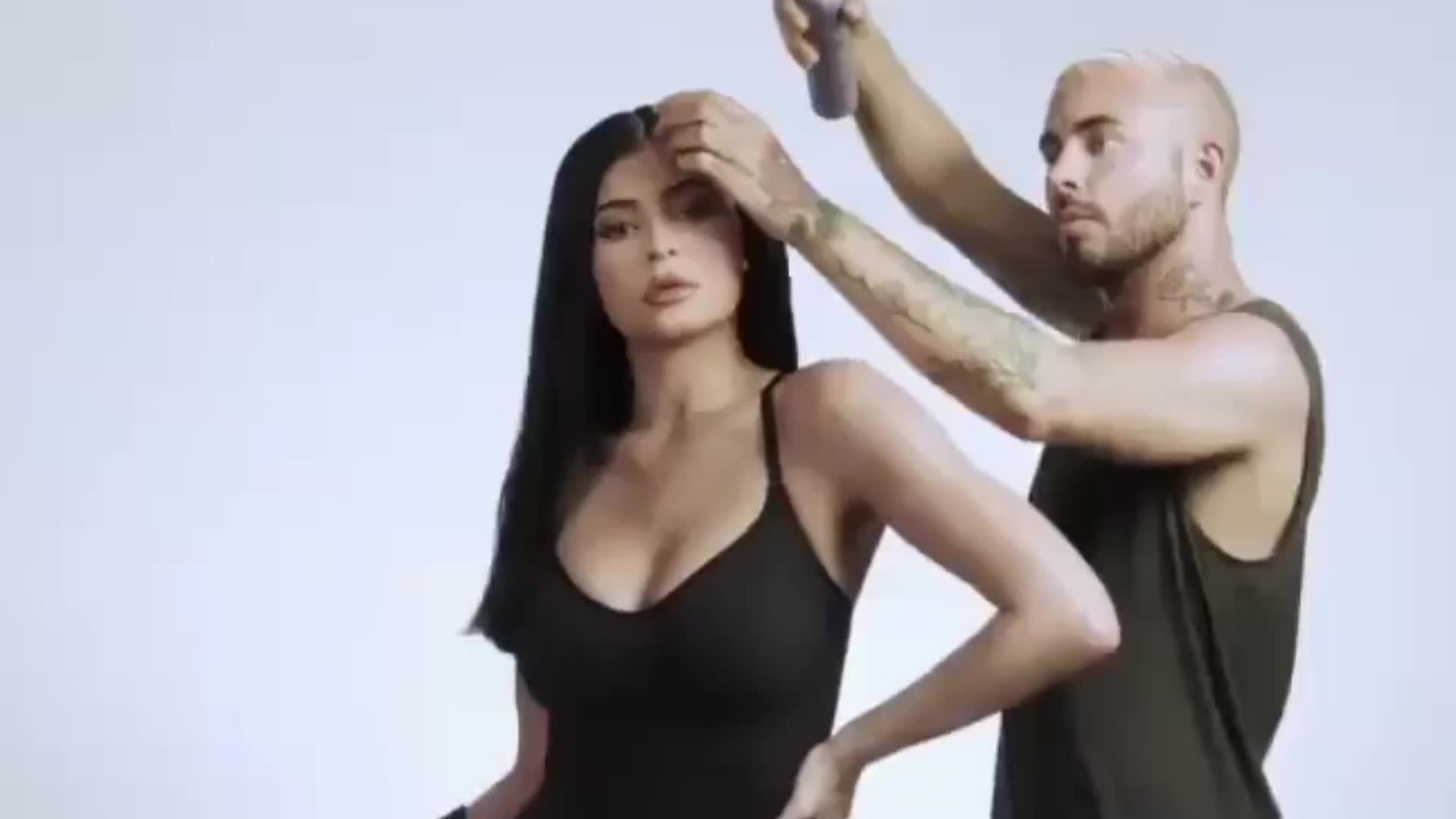 We desperately need more of Kylie for ‘Skims’
