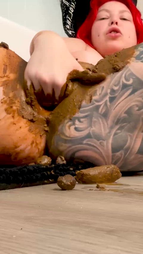 stuffing that pussy with as much poop as I possibly can