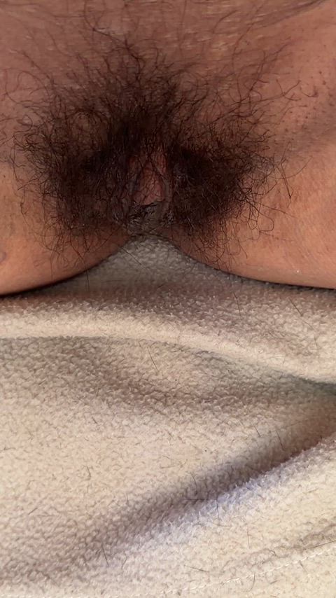 I'll make you kiss my whole hairy pussy