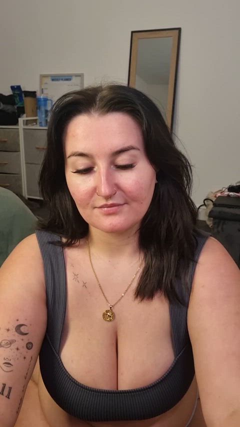 A sensational sensual suck with a fitting reward