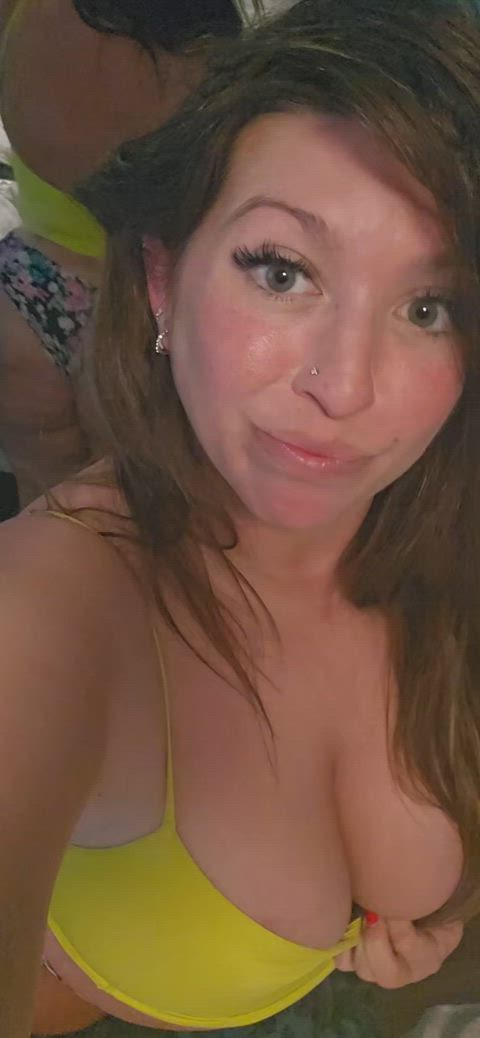 Let me shake my phat ass for you