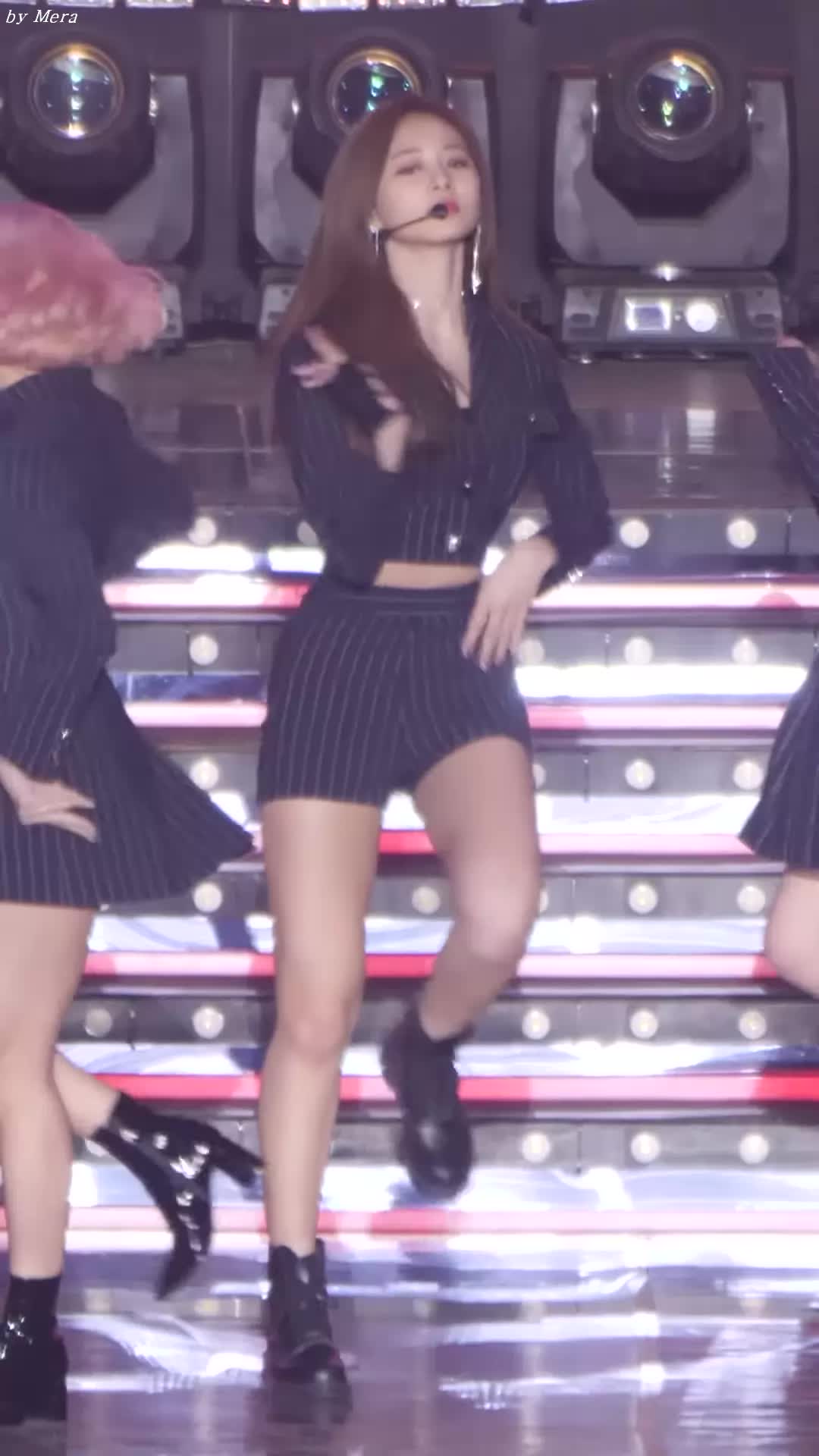 TWICE - Tzuyu