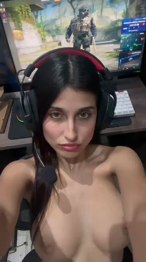 If I send you nudes, what will you send back?