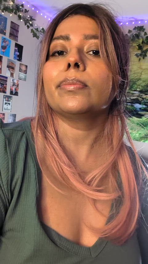 Hope you like pierced, pink haired desi girls ;)