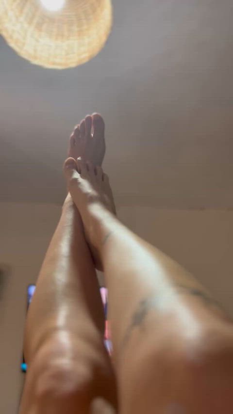 [oc] Princess feet are ready to step on you today