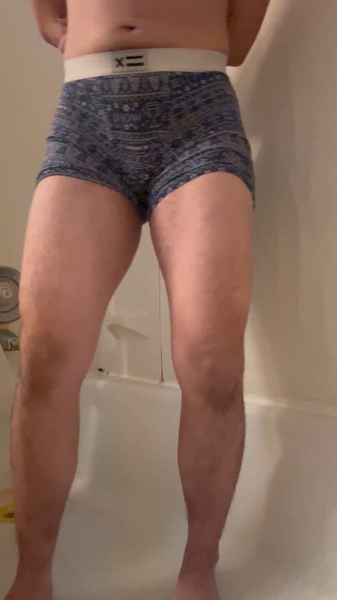 so embarrassing…i tried to hold it… 😖 (21FTM)