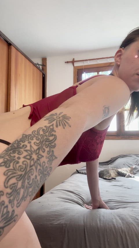 I wont mind If you bury your face in between my hips