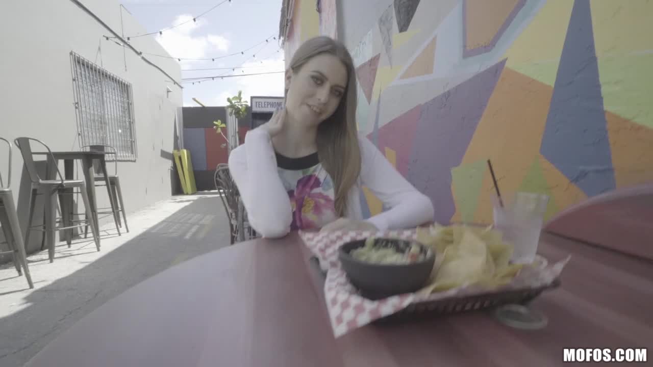 Cafe Cutie Needs Cash