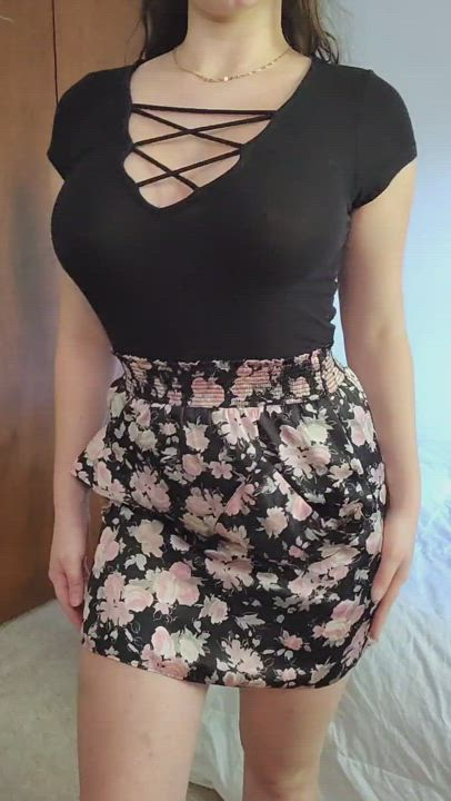 Amateur Barely Legal Big Nipples Big Tits Boobs Bouncing Tits Nipple Play OnlyFans Teen Titty Drop Porn GIF by lamsinka89