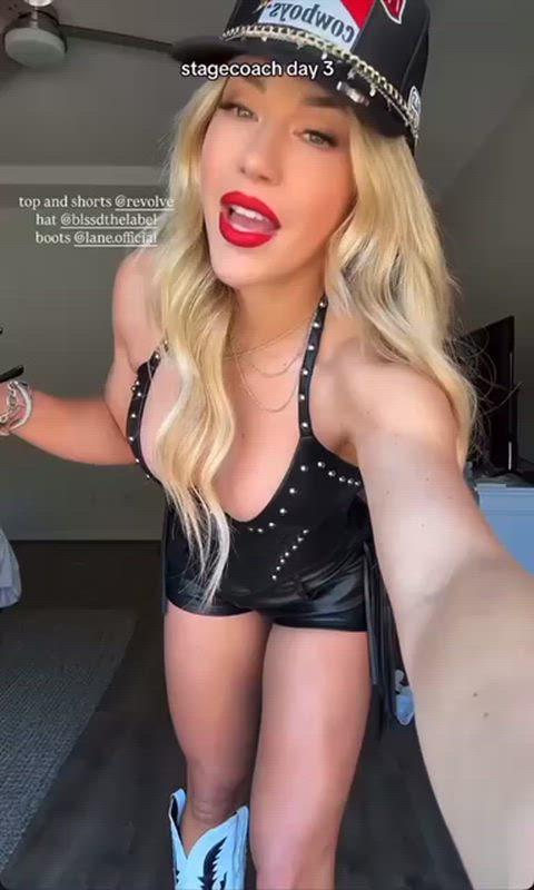 Morgan Willett (BB:OTT) in leather