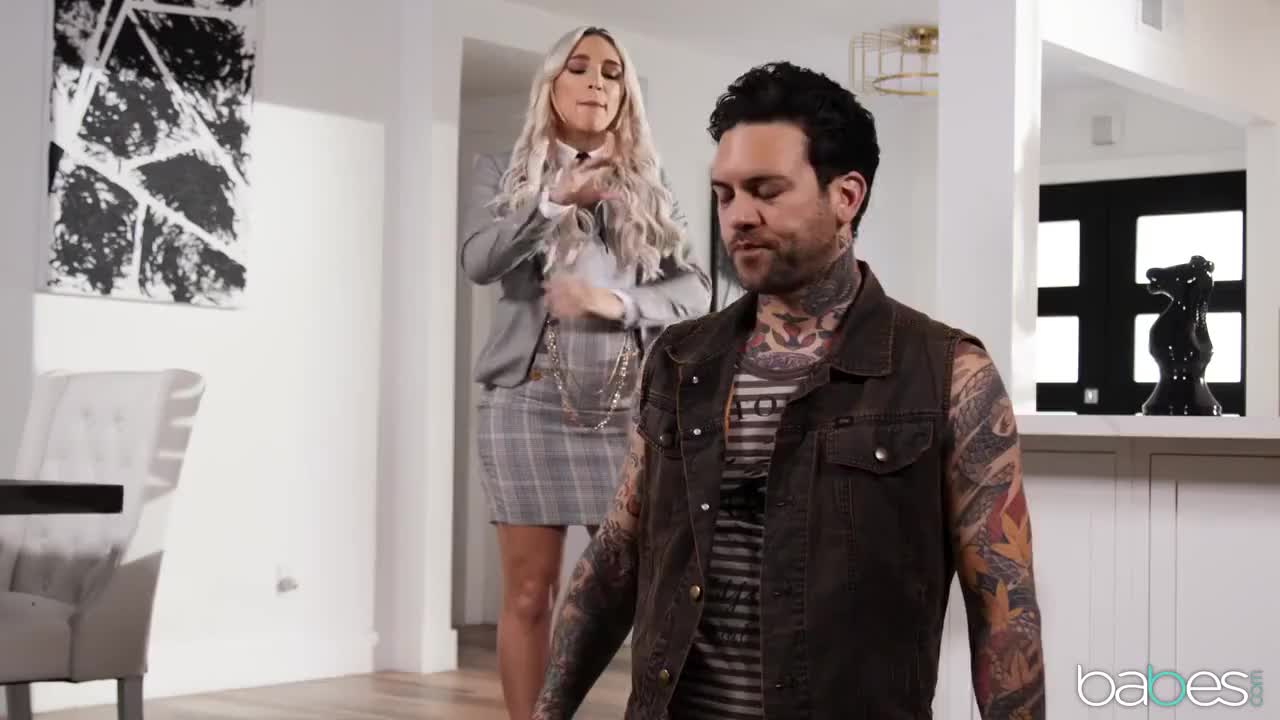 Abella Danger - Rich Bitch Takes Dick