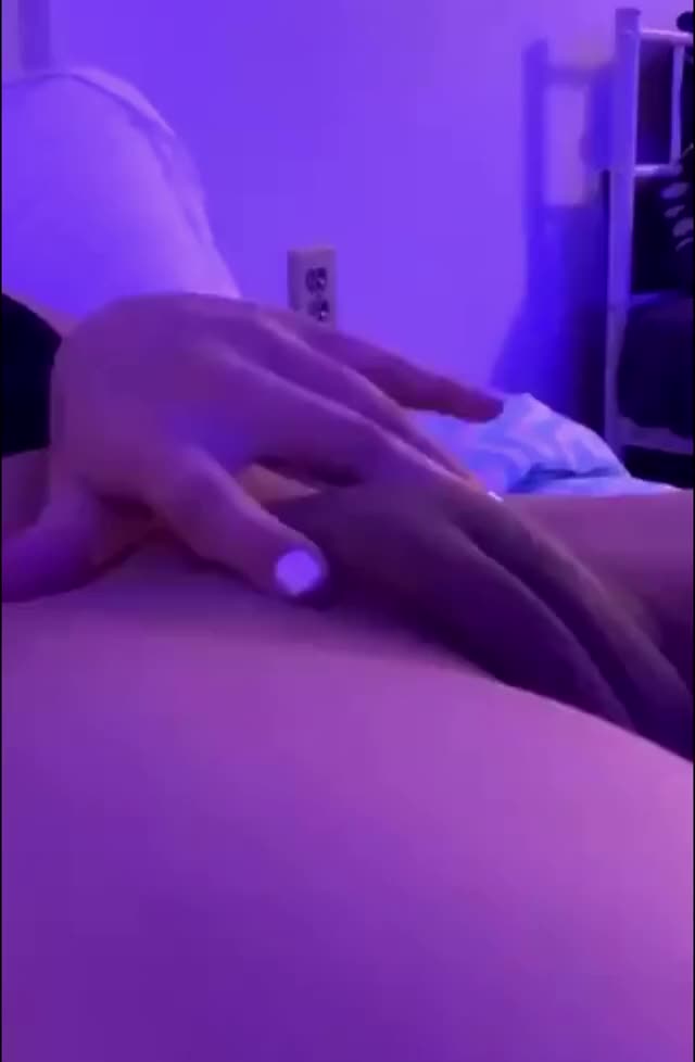 Camel Toe Pussy Teen Porn GIF by twittersluts