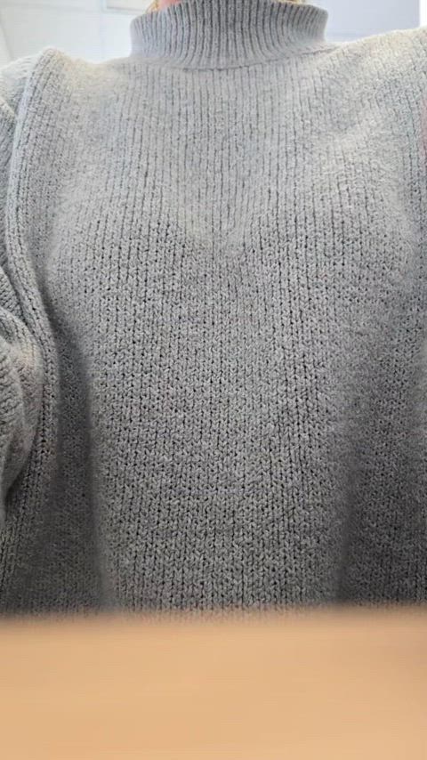 Almost got busted by the UPS driver with my pants down 🫠