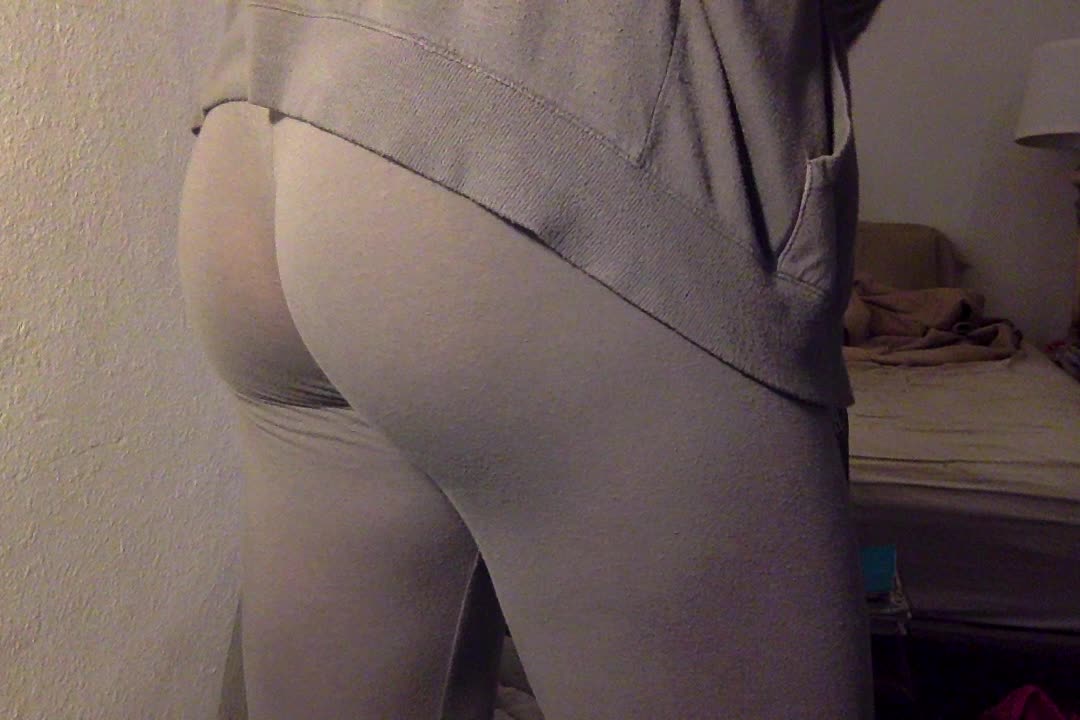 See thru jiggles <3
