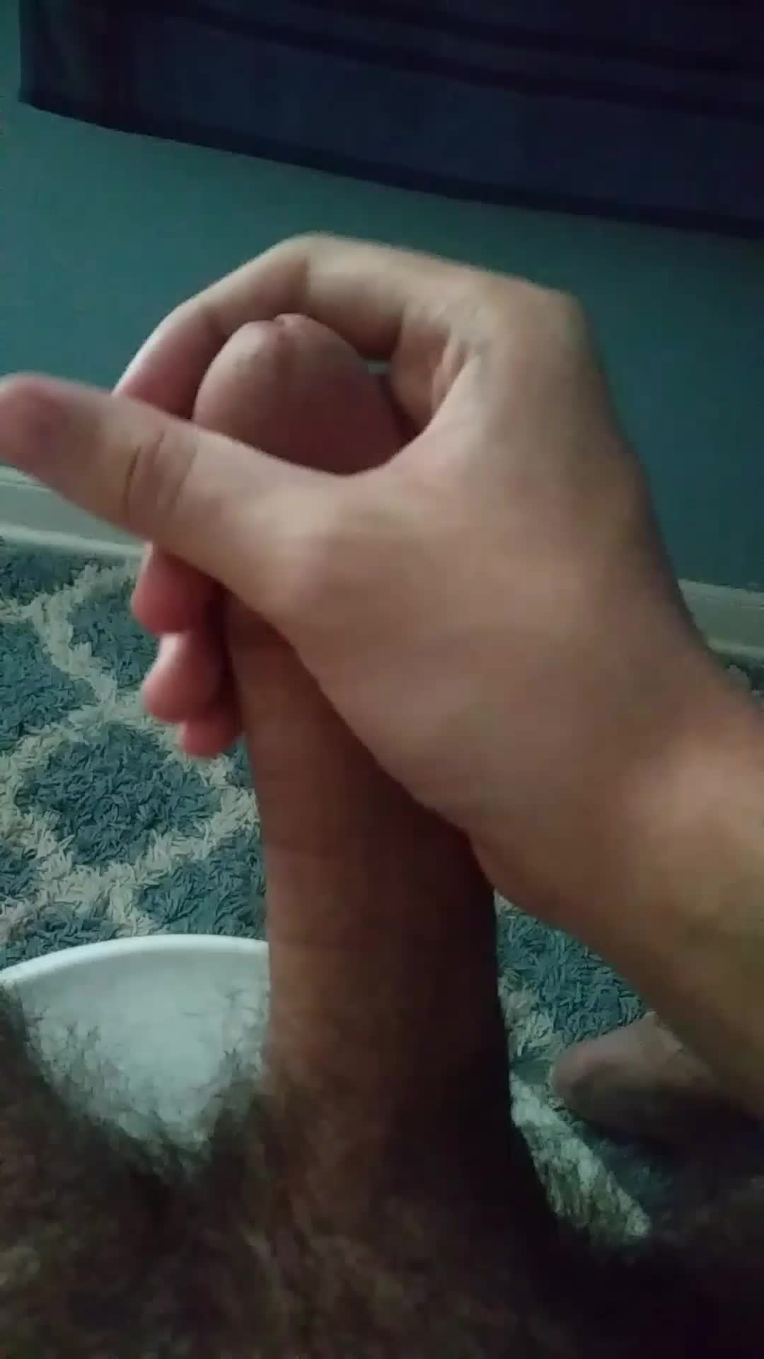 Cum dripping down my cock😉