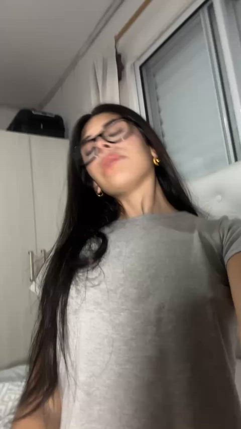 How do you wanna spread me out honey