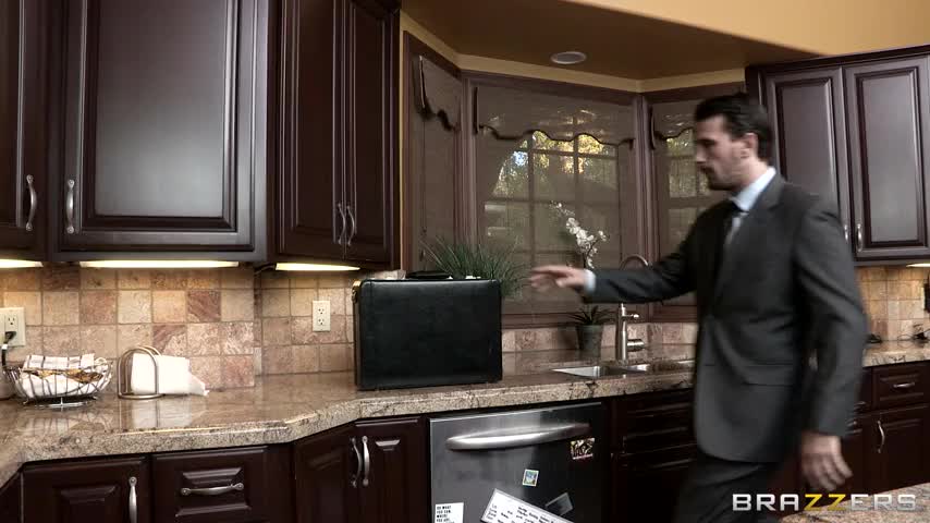 Breakfast Squirt Break - With India Summer