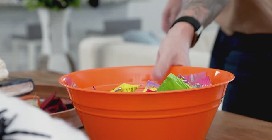 Trick or treat! Nurse cosplay leads to cumshot