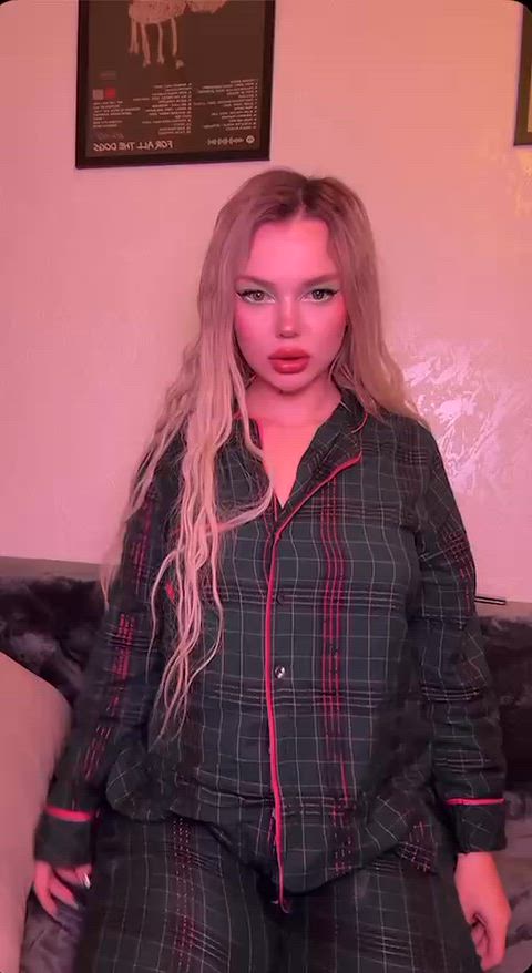 Blurred video preview