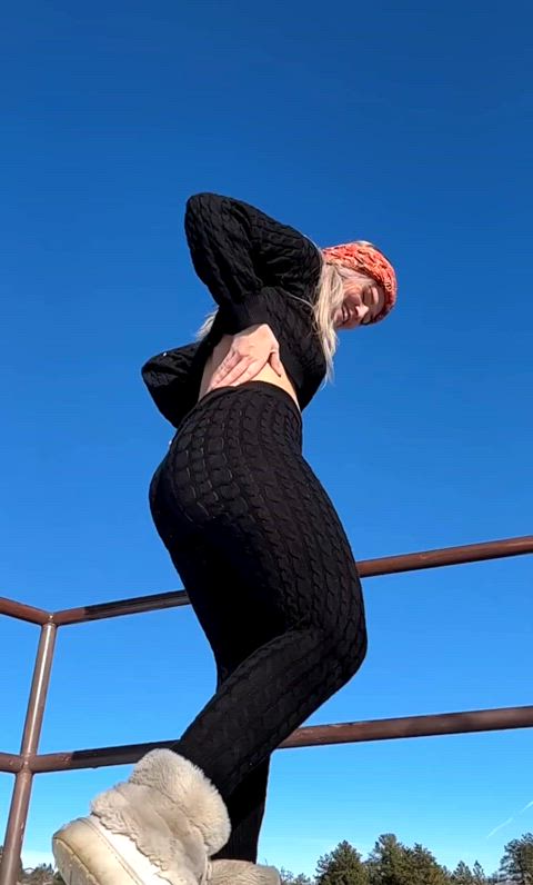 Amateur Ass Shaking Big Ass Blonde Funny Funny Porn Outdoor Pawg Phat Ass r/NSFWFunny Porn GIF by populardick