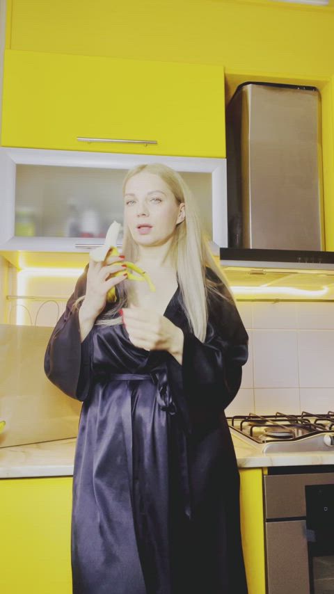 Blurred video preview