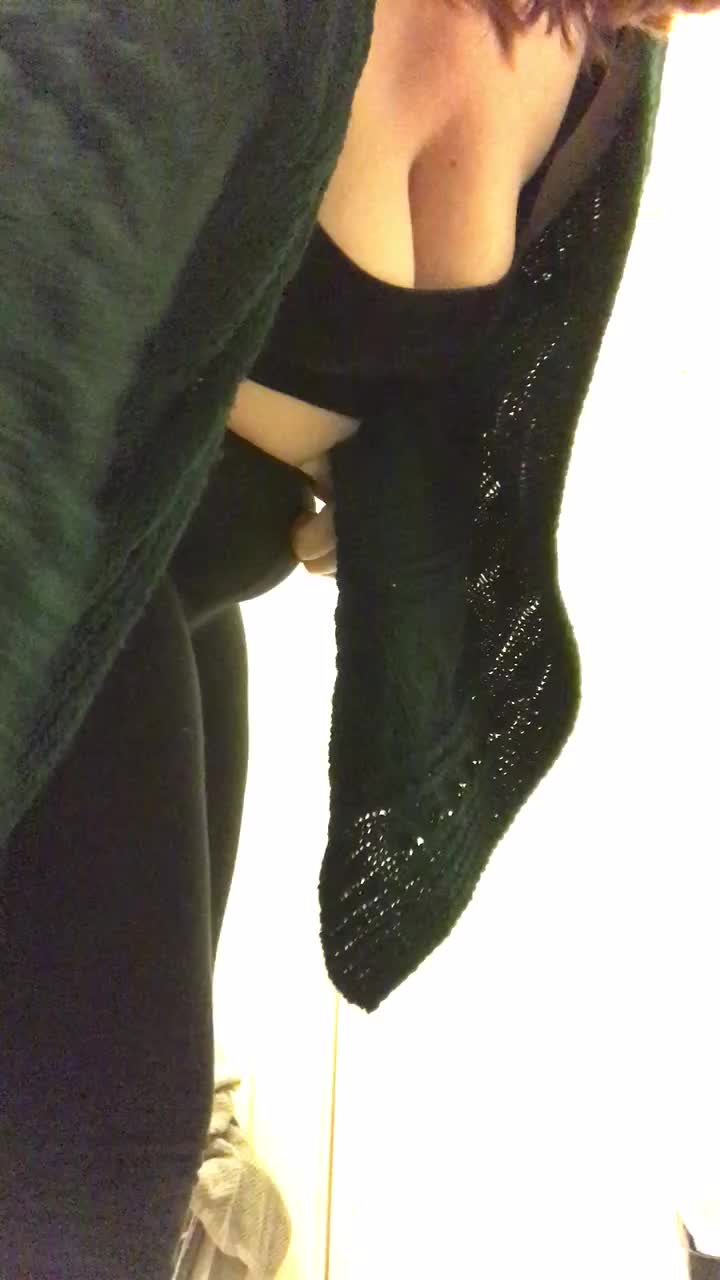 When Your Man Texts You From Work And Says He’s Horny 😈